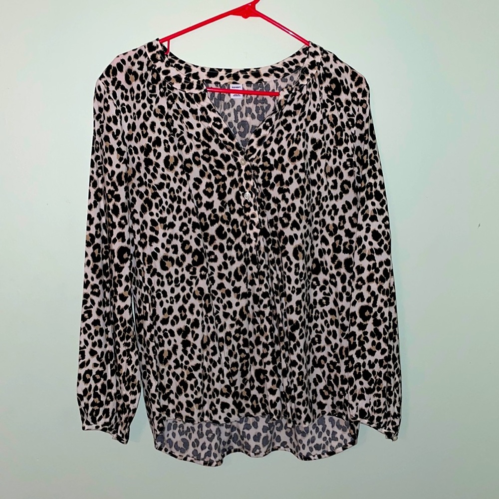 Medium, leopard print blouse